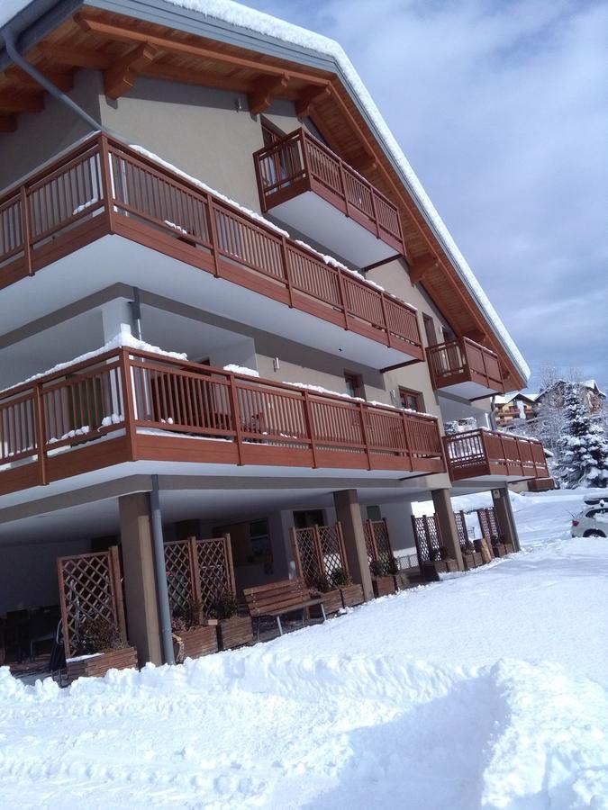梅扎纳La Casa Al Noce公寓式酒店 外观 照片